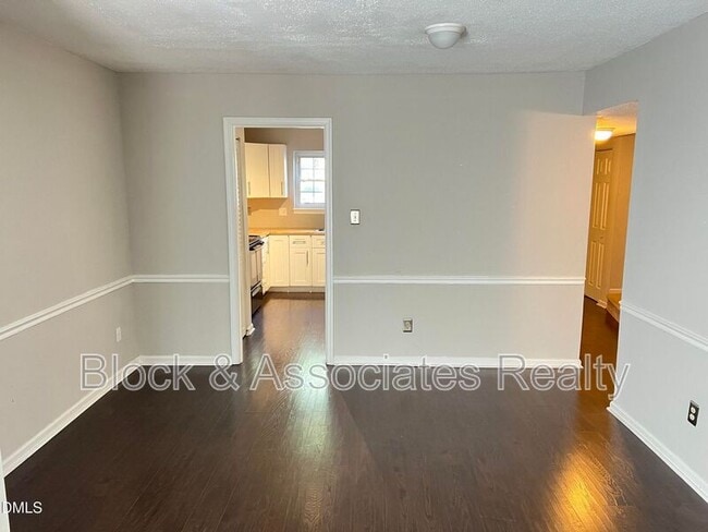 Foto del edificio - 1333 Springlawn Ct