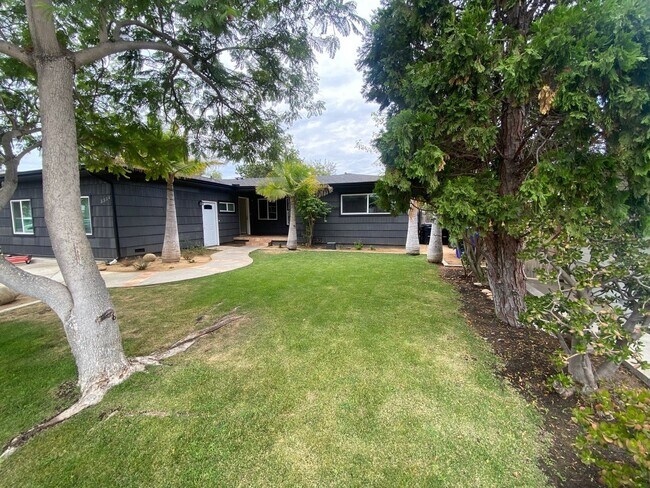 Foto del edificio - 5336 E Falls View Dr