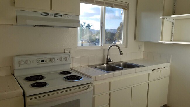 Kitchen - 12608 Julian Ave