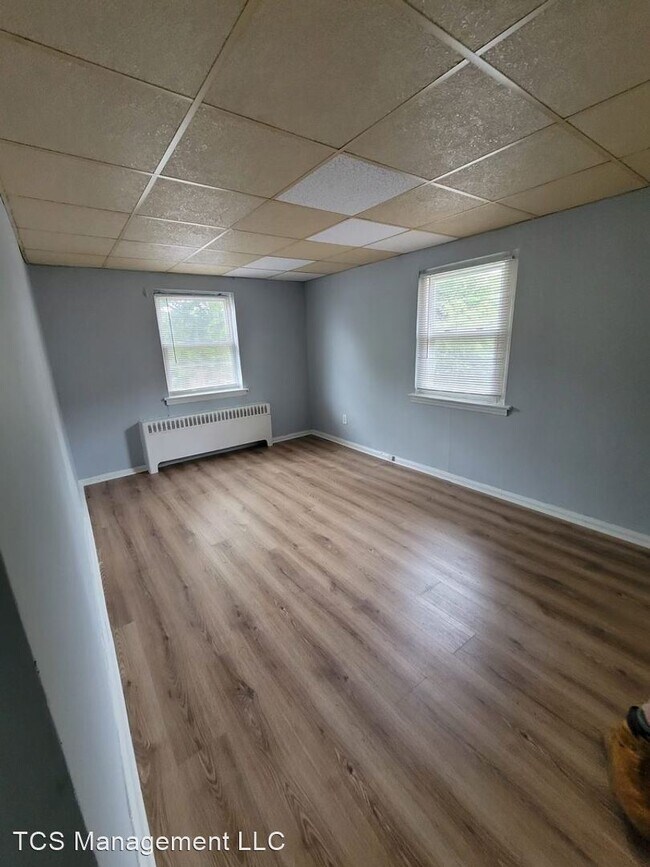 Building Photo - 1 br, 1 bath House - 716 E Chester Pike