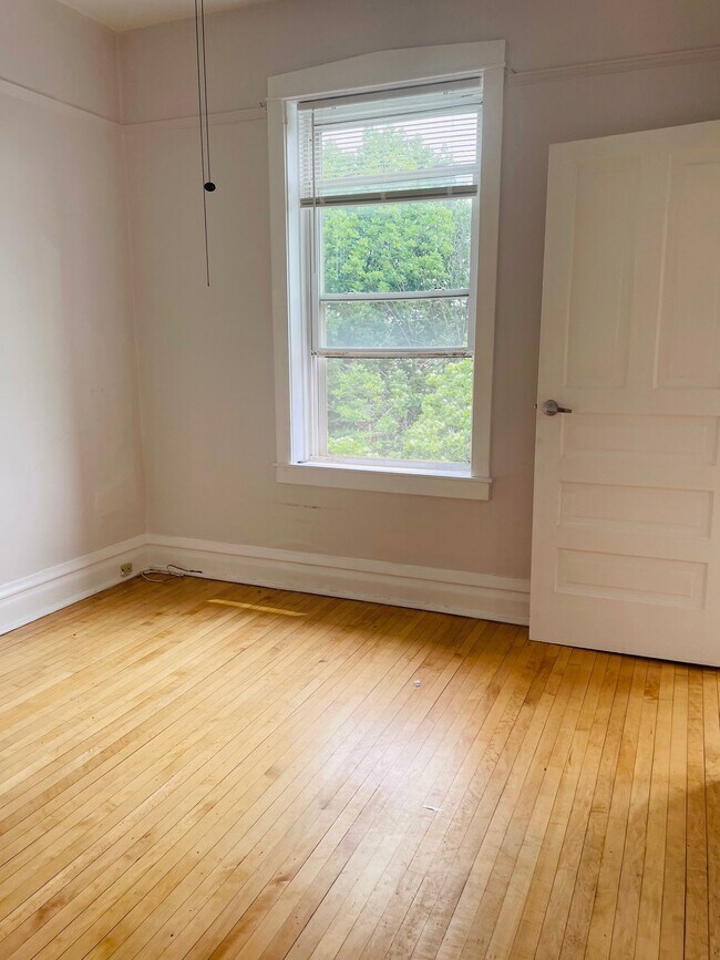 Foto del edificio - 3928 N Mozart St