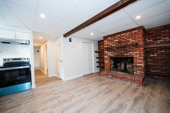 Building Photo - 120 Birchbrow Ave