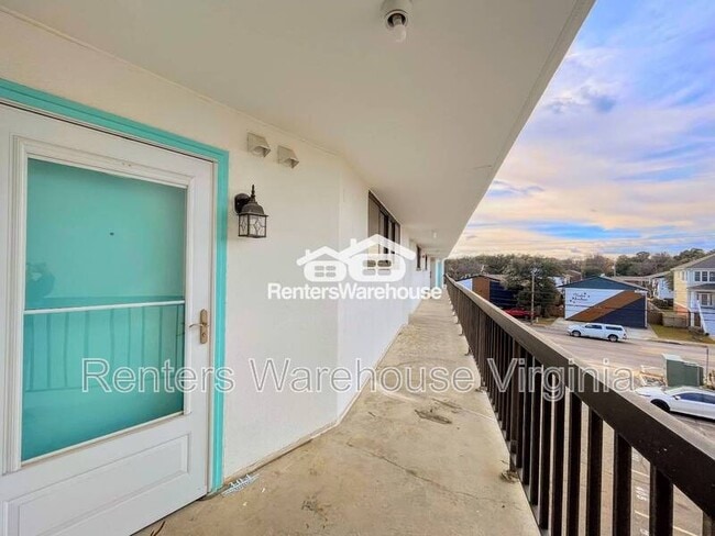 Building Photo - 1222 E Ocean View Ave