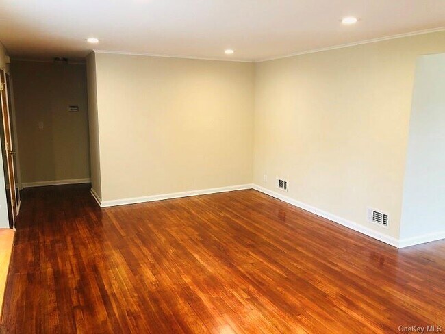 Foto del edificio - 12 Powderhorn Rd