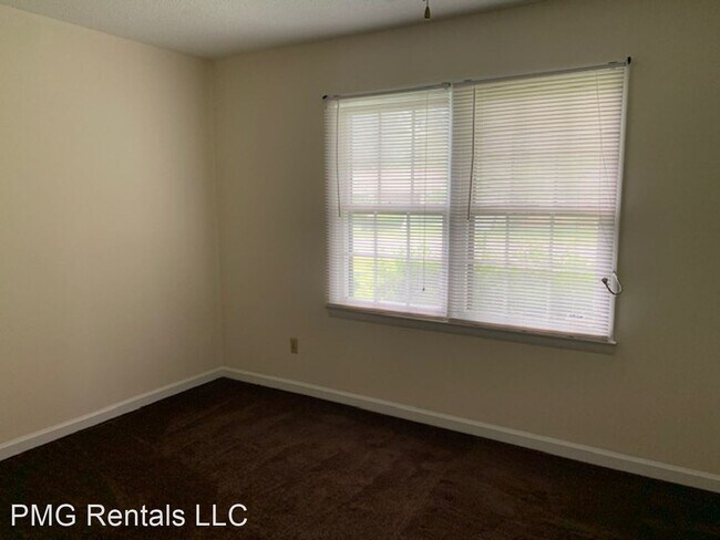 Building Photo - 3 br, 1 bath House - 112 Anthony Street