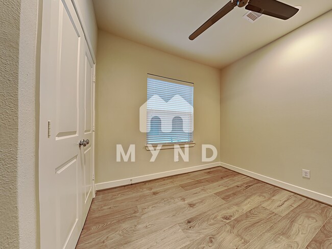 Building Photo - 6387 Paddington Bend Dr