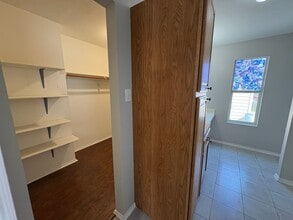 Building Photo - 7810 Maverick Trace Ln