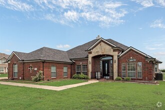 Building Photo - 10044 Dorsett Dr