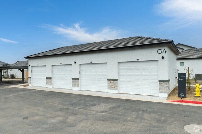 Garajes - Pique Residences