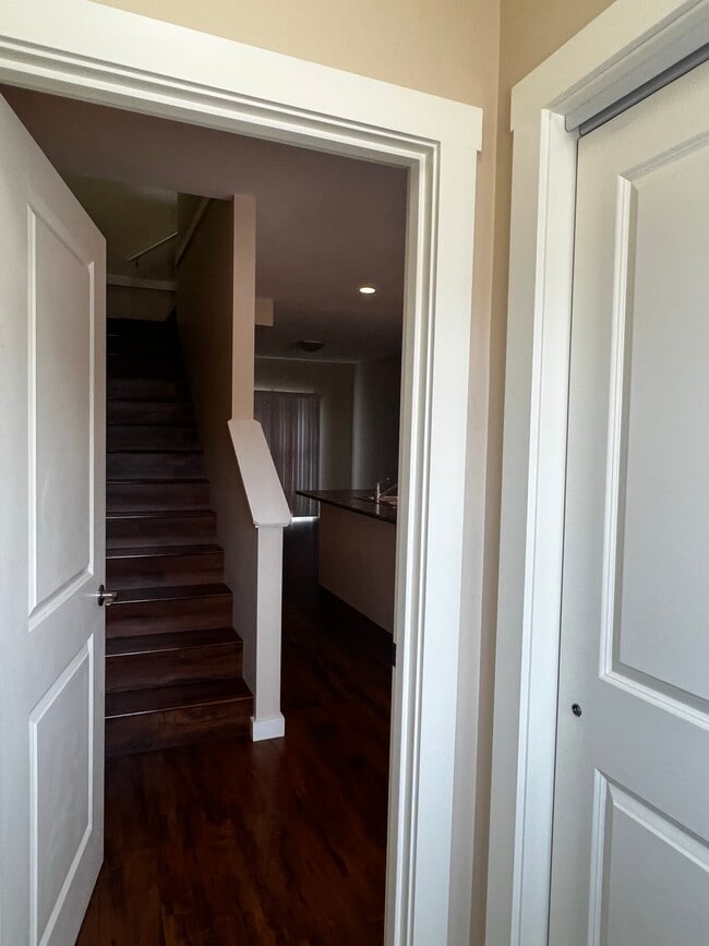 Building Photo - 10904-10102 102 Ave