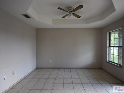 Building Photo - 5012 Santiago Ln
