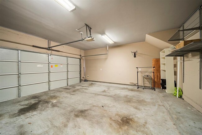 Foto del edificio - 4127 Dickson St