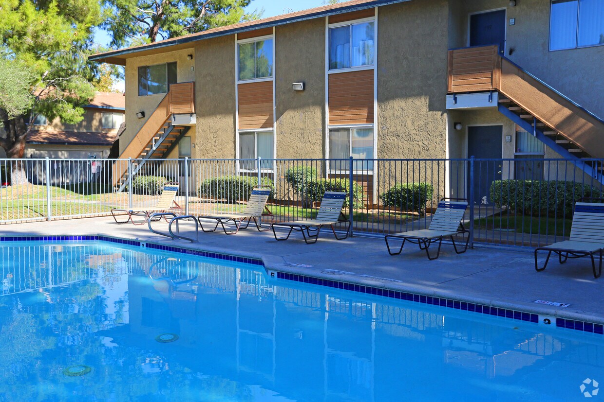 Sienna Heights Apartments 43519 Kirkland Ave Lancaster, CA