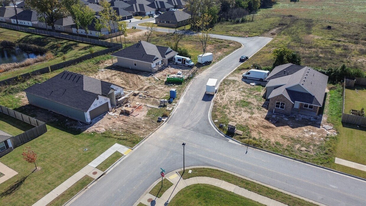 Building Photo - Gorgeous New Home Coming Soon!