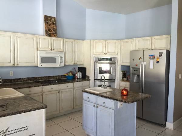 Building Photo - 1688 Hull Ct