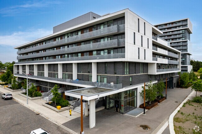 Photo du bâtiment - Zachary Court