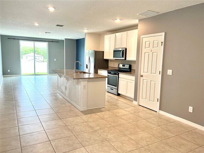 Building Photo - 29763 Anahid Dr