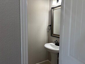 Building Photo - 20411 Bristol Bluff Ln