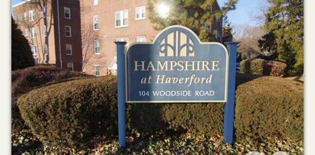 Building Photo - 104 Woodside Rd