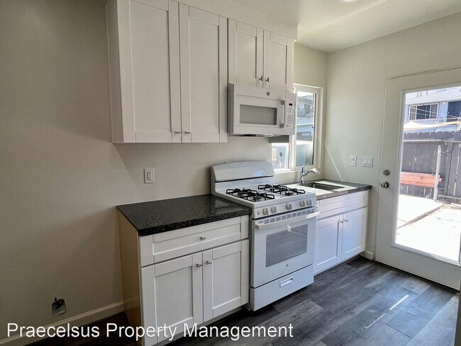 Foto del edificio - 1 br, 1 bath House - 185 Euclid Ave (back ...