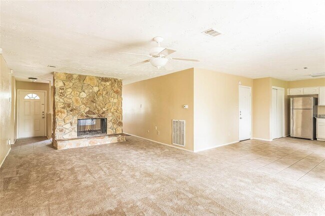 Building Photo - 4302 Stonehenge Trail