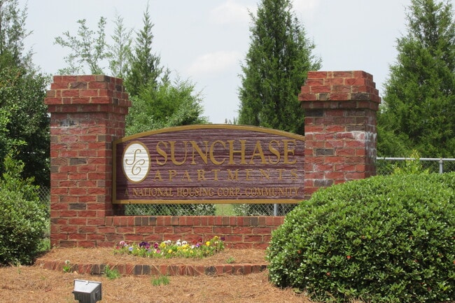 Building Photo - Sunchase Apartments