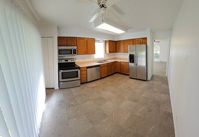 Cocina - 360 Steven Ct