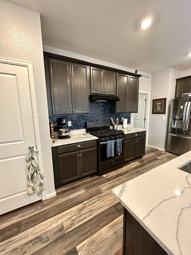 Photo - Don't Miss Out on this 3Bed+Study/3 Bath Home in Newer Painted Prairie