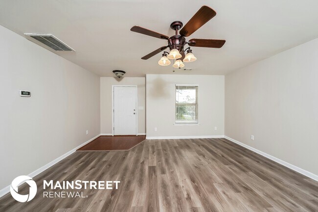 Foto del edificio - 584 Kincaid Cove Ln