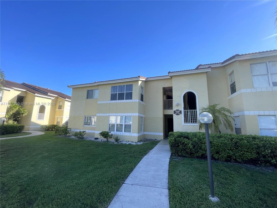 Foto principal - 12760 Vista Isles Dr