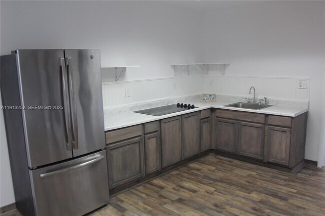 Foto del edificio - 19879 SW 328th St