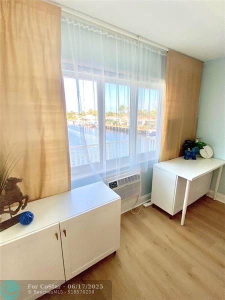 Foto del edificio - 331 E McNab Rd