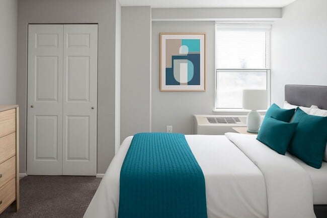 Torres- Dormitorio - The Revere Apartments