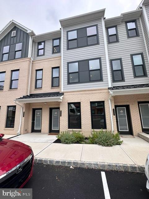 Foto principal - 714 Parker Blvd