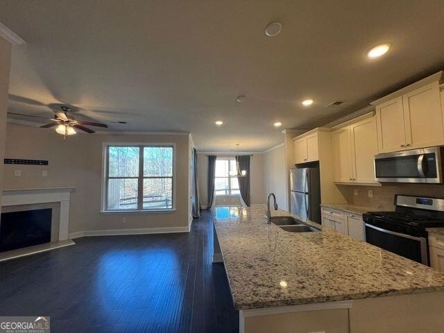 Building Photo - 5765 Rocky Falls Rd