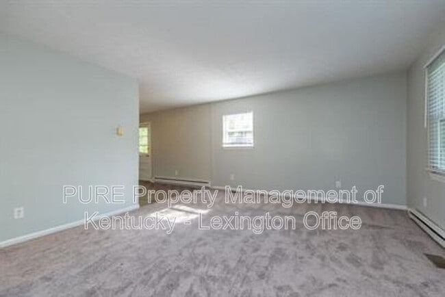 Photo - 316 Longview Dr House