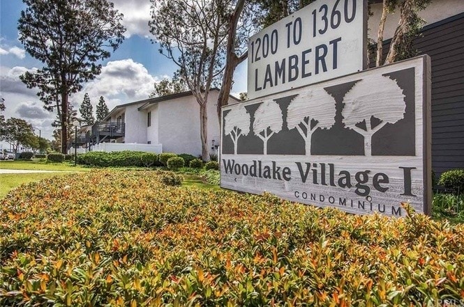 Primary Photo - 1300 W Lambert Rd