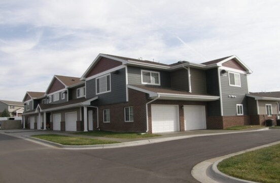 Primary Photo - Monterey Apartments