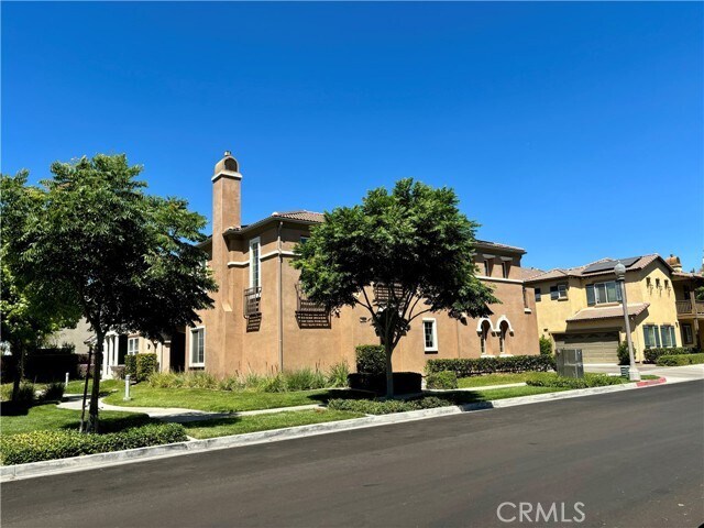 Foto del edificio - 15922 Moonflower Ave