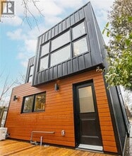 Building Photo - 58 E 24th St