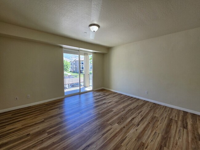 Foto del edificio - 638 N 400 W