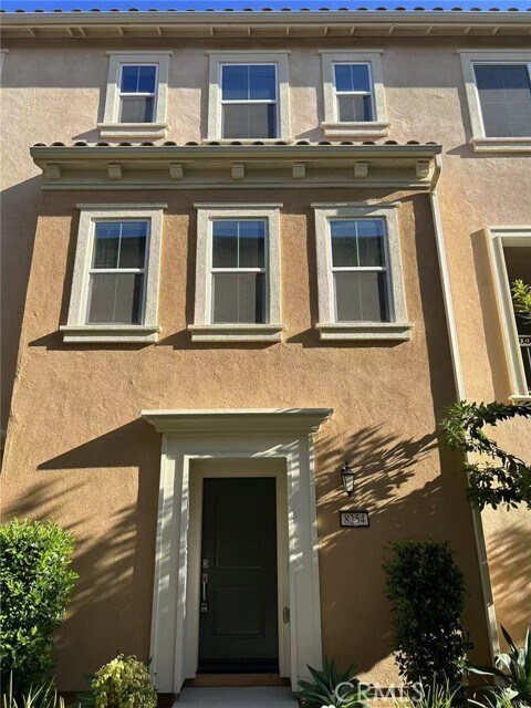 Building Photo - 8254 Traveller St