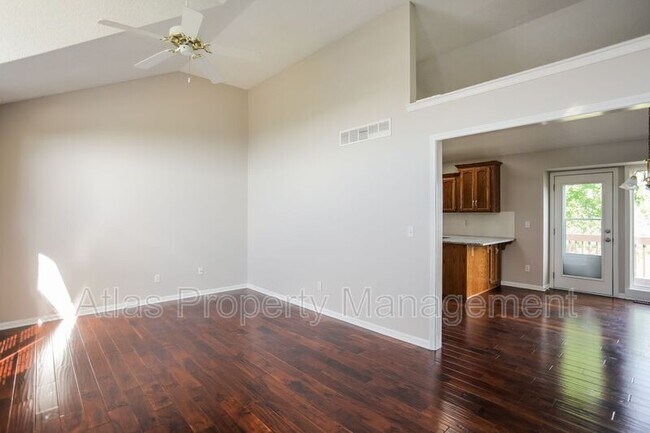 Building Photo - 8611 N Arcola Ave