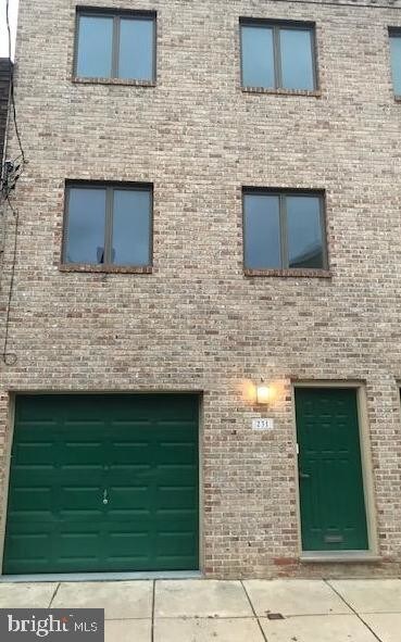 Building Photo - 231 Wilder St