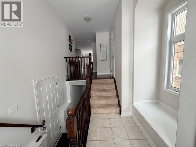 Building Photo - 31 Sofitel Dr