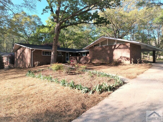 Building Photo - 175 Terrell Dr