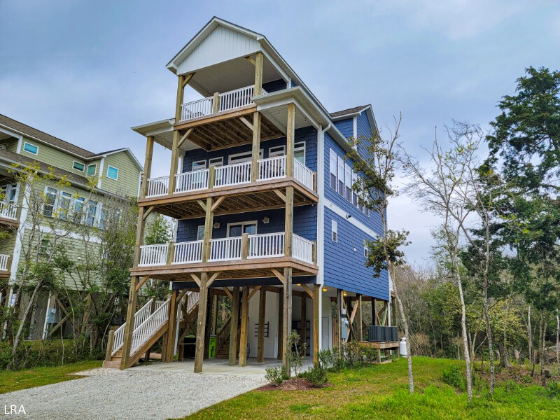 118 Fairytale Ln, Surf City, NC 28445 House Rental in Surf City, NC