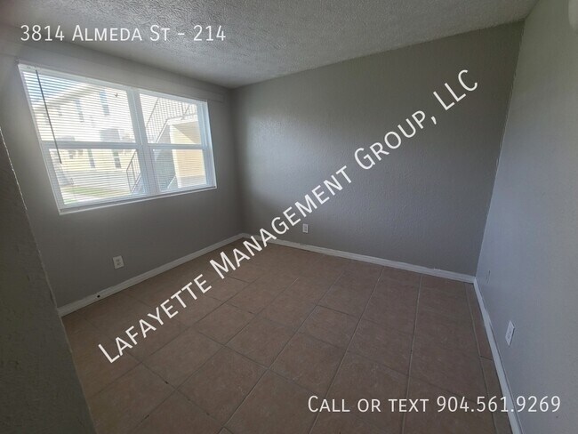 Foto del edificio - 3814 Almeda St