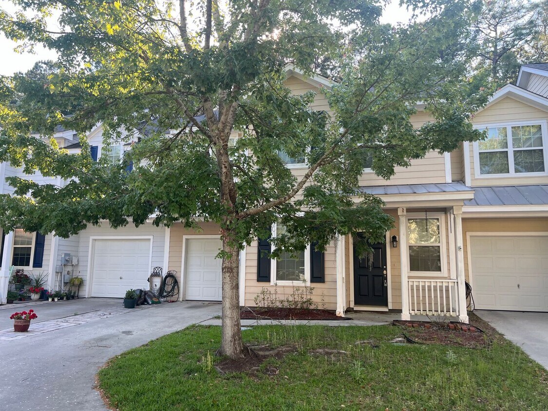 21 Ironwood Cir, Bluffton, SC 29910 Townhome Rentals in Bluffton SC