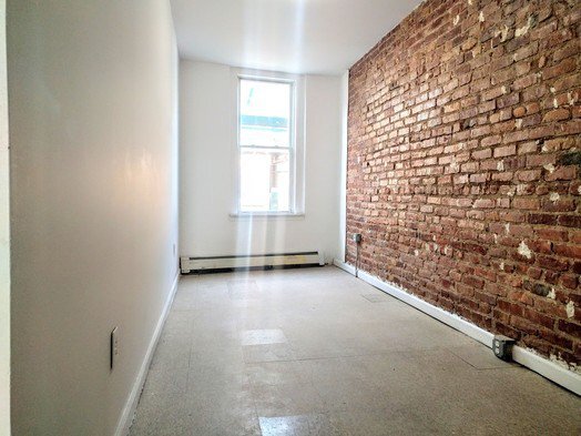Foto principal - 3238 Fulton St